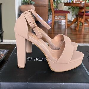 Fashionable Platform Chunky Heels Thin Straps Nude Faux Leather